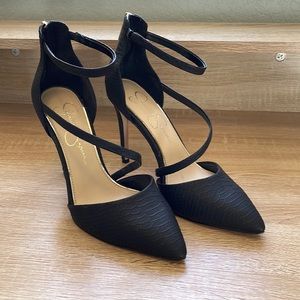 size 8 Jessica Simpson stilettos
